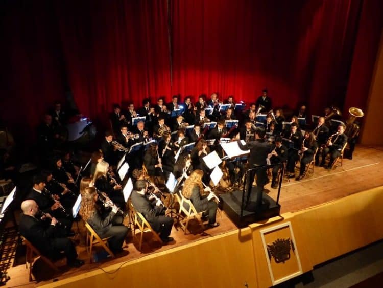 La Artísitica de Novelda, a pleno rendimiento por sus fiestas