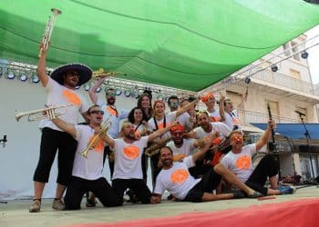 La Cafrà, de Fortaleny, guanya el concurs de Xarangues de Tavernes
