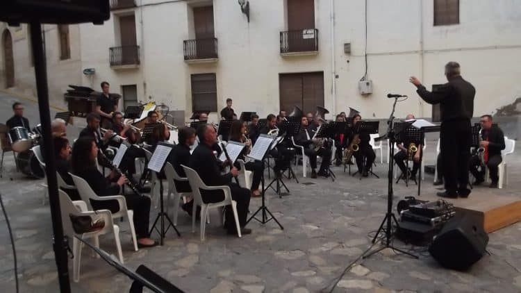 La banda de Montaverner pondrá la música en el Valencia-Granada