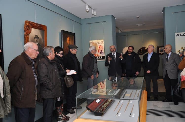 Una exposició recorda els 175 anys de la Nova d’Alcoi