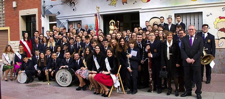 Canals recibe el año nuevo con su 46 Festival de Bandas