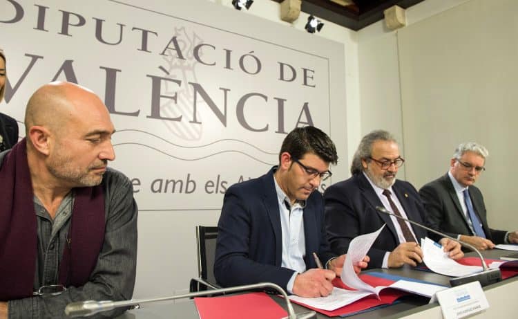 La Diputación de Valencia y la FSMCV suman esfuerzos para profesionalizar las Sociedades Musicales