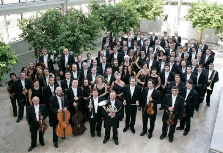 València trau la seua Orquestra Municipal a la Plaça de la l´Ajuntament per primera vegada