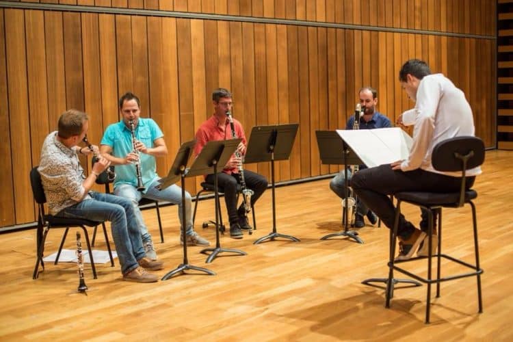 El alicantino Óscar Navarro estrena “The Musketeers”, compuesta para el cuarteto Barcelona Clarinet Players