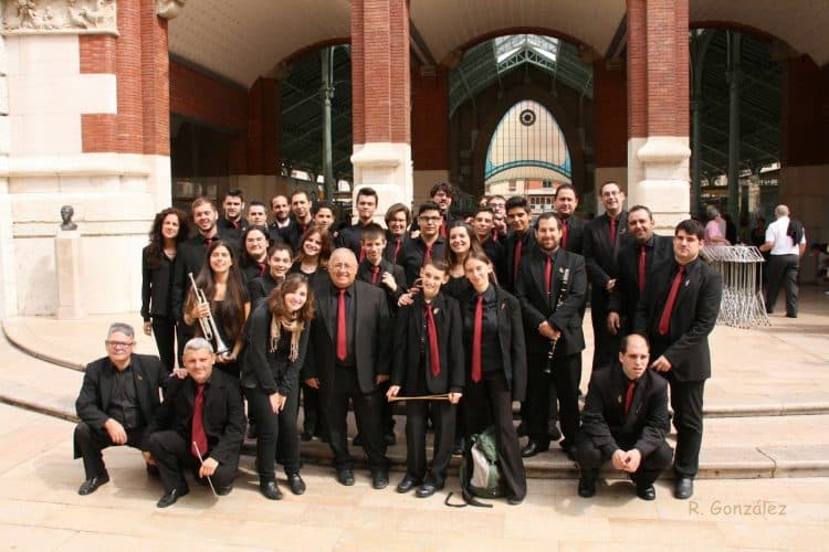 El cicle “Música al Carrer” continua amb les bandes de Natzaret i San José de Pignatelli