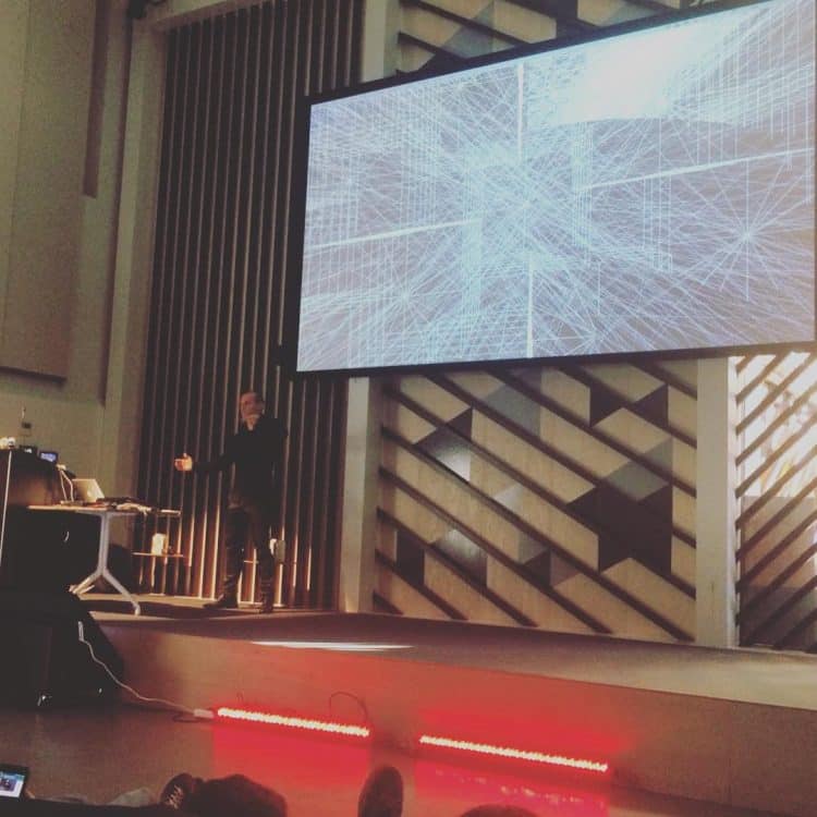 Pere Vicalet mostra la unió entre música i tecnologia en la “Setmana de la Creativitat” de Google