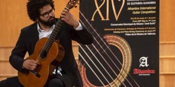 El brasileño Pedro Aguiar gana el XIV Concurso Internacional de Guitarra Alhambra celebrado en Valencia