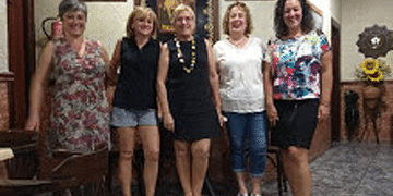 La Comisión de Mujeres Músicos de los 80 se reunen en Sax con la Consellera Ana Barceló Chico.