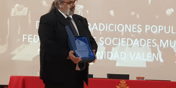 La FSMCV rep el premi nacional Cultura Viva de Defensa de les Tradicions Culturals
