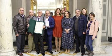 COSOMUVAL rep la Medalla d’Or de la Ciutat de València