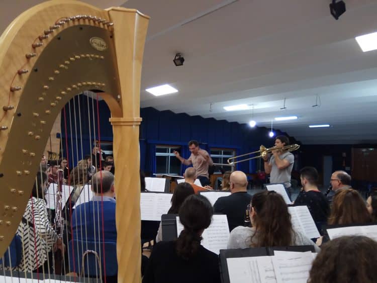 La Jove Orquestra Andantino actua a l’Ajuntament de València