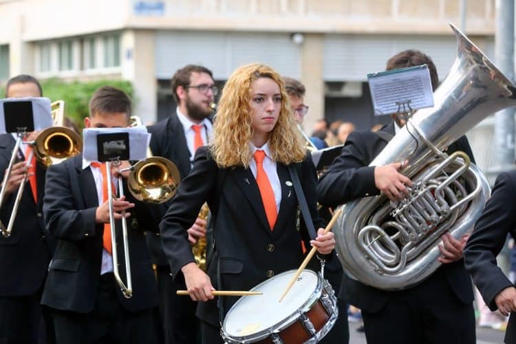 Vora 150 falles rebran una mitjana de 700 euros per contractar bandes de música i colles de tabal i dolçaina