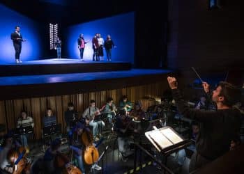 La Jove Orquestra de la Generalitat Valenciana i els cantants del Centre Plácido Domingo ofereixen l’espectacle ‘Lumina’ a Les Arts