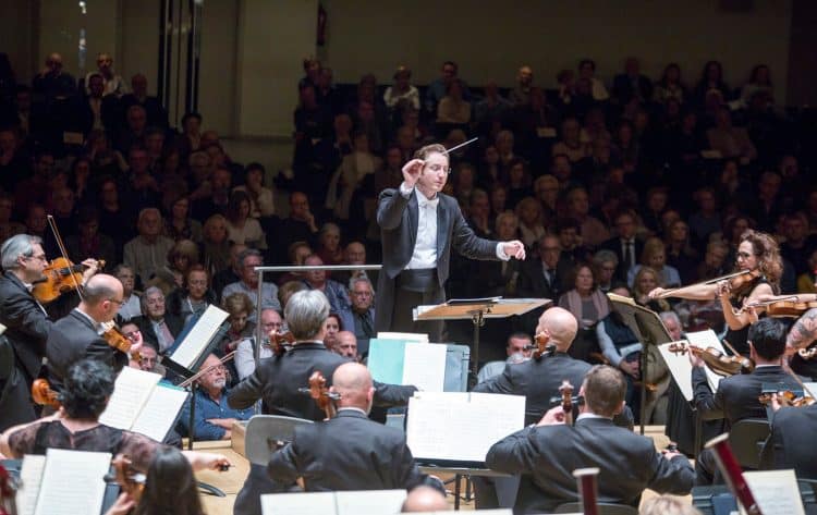 L’Orquestra de València tanca ‘Serenates’ amb la simfonia núm. 12 de Xostakòvitx