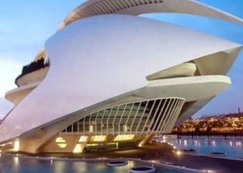 Les Arts aposta per l’òpera del segle XXI i pels grans clàssics com Mozart, Wagner i Rossini
