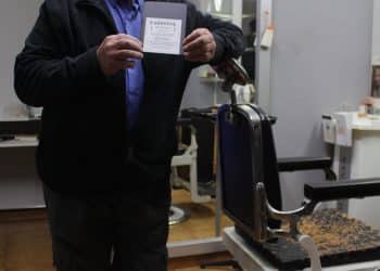 Jesús Huguet, l’home dels faristols.