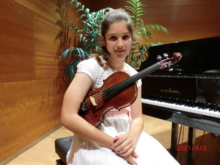 La violinista Cecilia Arnau Toran