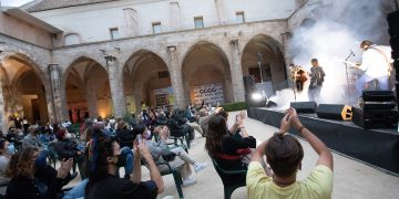 Els artistes del CCCC Music Lab celebren el seu primer directe juntament amb Fresquito y Mango