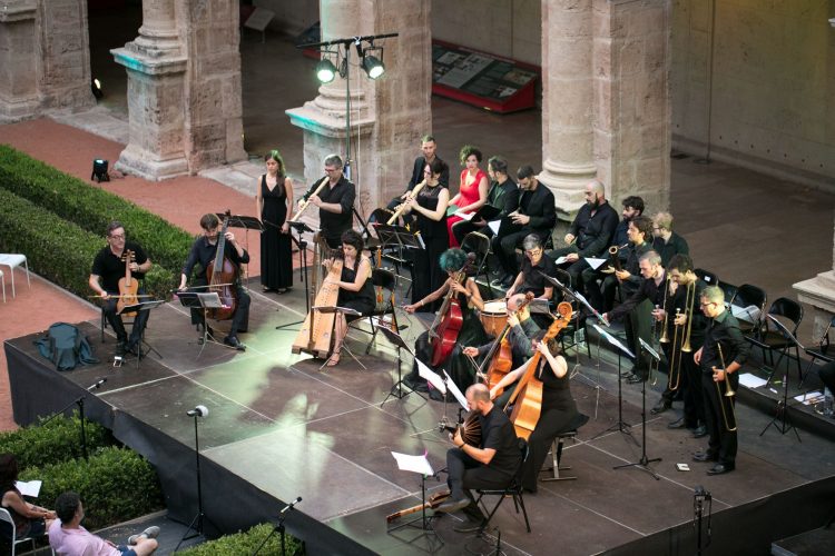 Capella de Ministrers es nominada en los Premios Interna-cionales de Música Clásica por los discos ‘Cantigas de Santa María’ y ‘Germanies’
