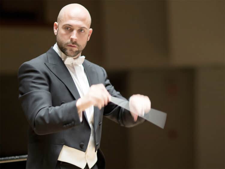 Pablo Marqués, director de la Unió Musical de Llíria: “Formar part de la historia d’una societat amb tanta reputació no ho havia pogut mai somniar”