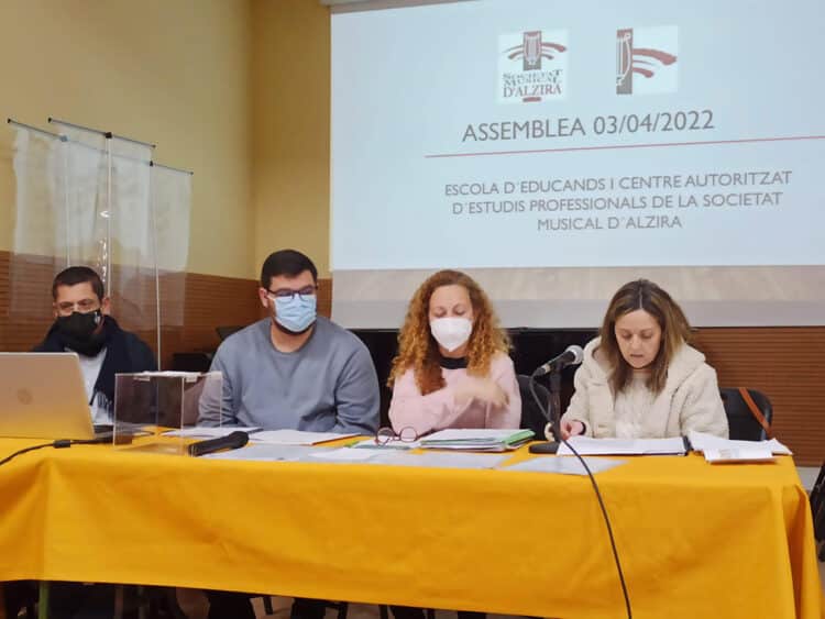 Loreto Petit nova presidenta de la Societat Musical d’Alzira