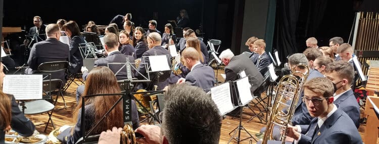 Olga Clari assumeix la direcció de la Banda Simfònica de la SAM d’Alginet