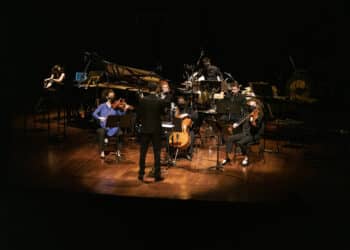 Ensems arranca amb força: una festa a l’Àgora del Disseny de València, l’òpera Zelle i un homenatge al compositor Iannis Xenakis