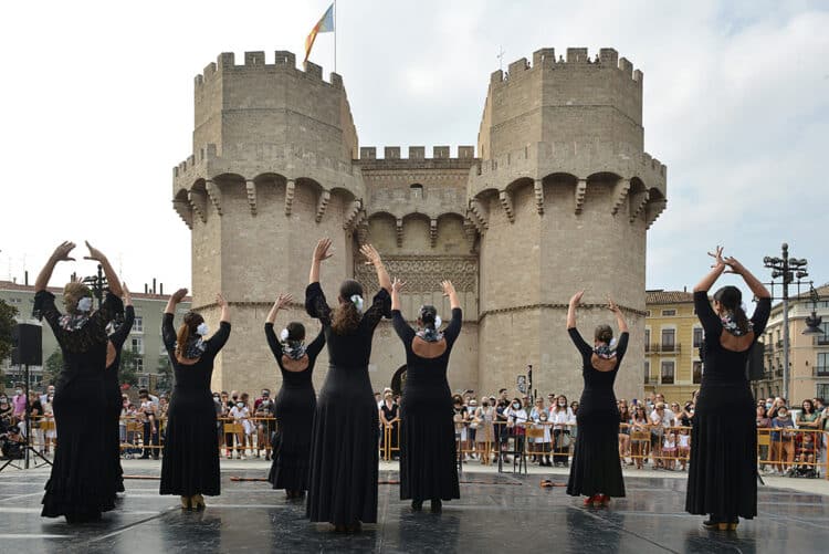 Mostra Viva del Mediterrani: El aplec defiende una danza sin edad