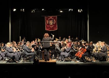 La SAM d’Alginet s’ompli d’activitats per Santa Cecilia i ret homenatge a músics del municipi