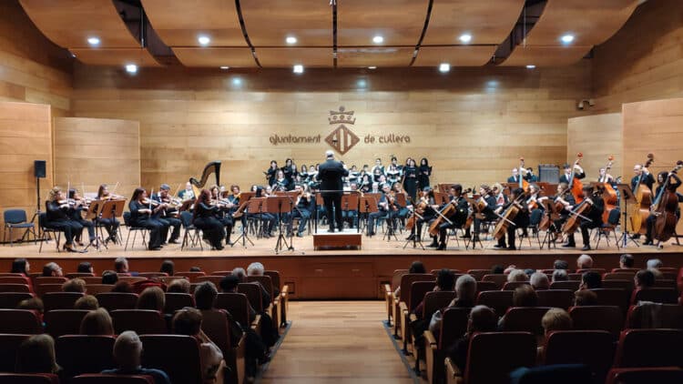 Ateneu Musical de Cullera viu un dia màgic amb l’I Concurs de composició “Emili Giménez Bou”