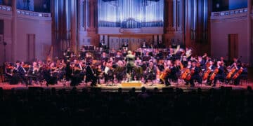 Josep Vicent dirigeix l’Orquestra Nacional Belga amb obres de Falla i Márquez