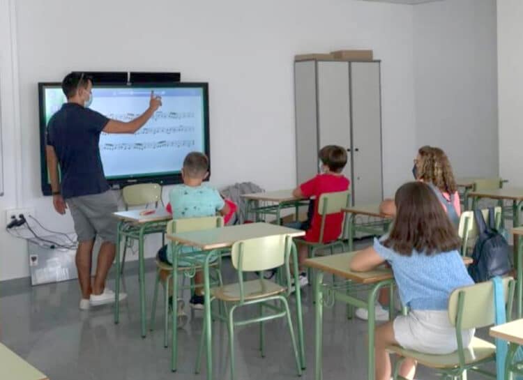La Unió Musical de Llíria continua educant per a la música