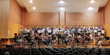 El Conservatori José Iturbi participa en la Missa d’Infants amb un programa valencià