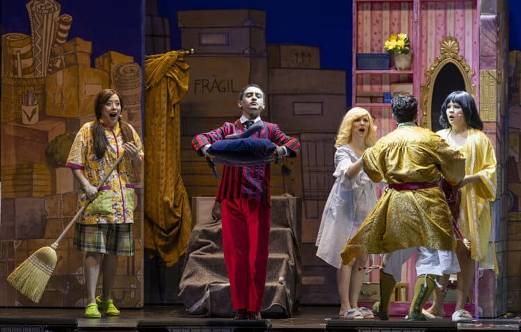 ‘Les Arts Volant’ inicia la setena edició de l’Òpera Itinerant, amb ‘Cendrillon’