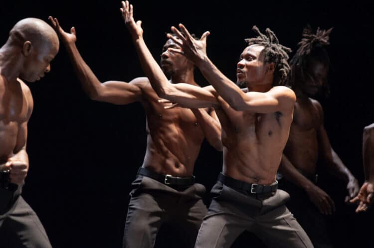 L’estrena d’‘Omma’ de Josef Nadj encapçala el cartell de dansa de Sagunt a Escena 2023
