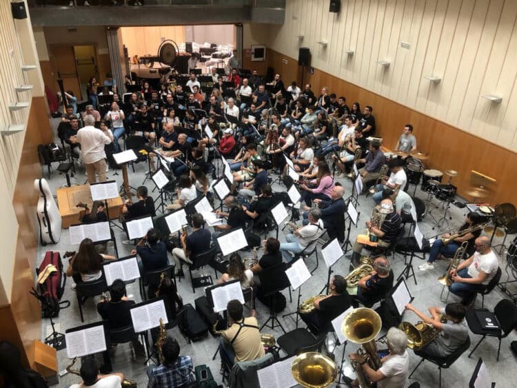 Unió Musical de Torrent clausura su 50 aniversario con los Certámenes de la Diputació y el Internacional de Valencia