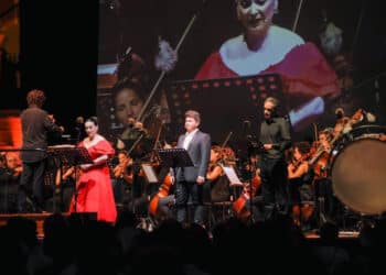 La Traviata de Verdi, la Gala Lírica (Serrano vs Sorolla) i El Barberillo de Lavapiés de Barbieri conquisten Cullera