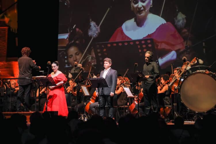 La Traviata de Verdi, la Gala Lírica (Serrano vs Sorolla) i El Barberillo de Lavapiés de Barbieri conquisten Cullera