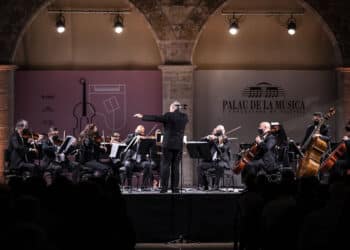 L’Orquestra de València i Raúl Arias interpreten a l’Almodí el concert per a violí i corda de Mendelssohn