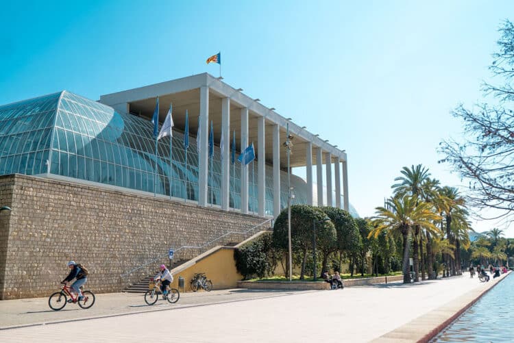 Reobri el Palau de la Música amb una festa músic-coreogràfica i dos concerts de l’Orquestra de València
