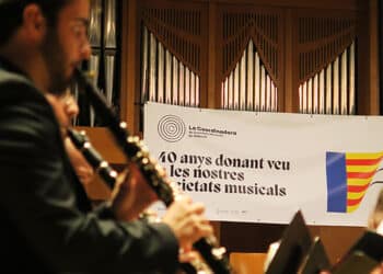La Coordinadora de SSMM de València va exhibir múscul en un Palau de la Música de gom a gom