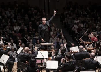 L’Orquestra de València i Alexander Liebreich inicien 2024 amb la Cinquena Simfonia de Mahler