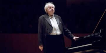 El Palau de la Música atorga la medalla 2024 al pianista Grigori Sokolov