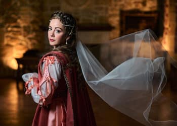 ‘Armonía Danza’ presenta «Folía», una fiesta barroca con máscaras en el Ateneo Mercantil de Valencia el 10 de febrero