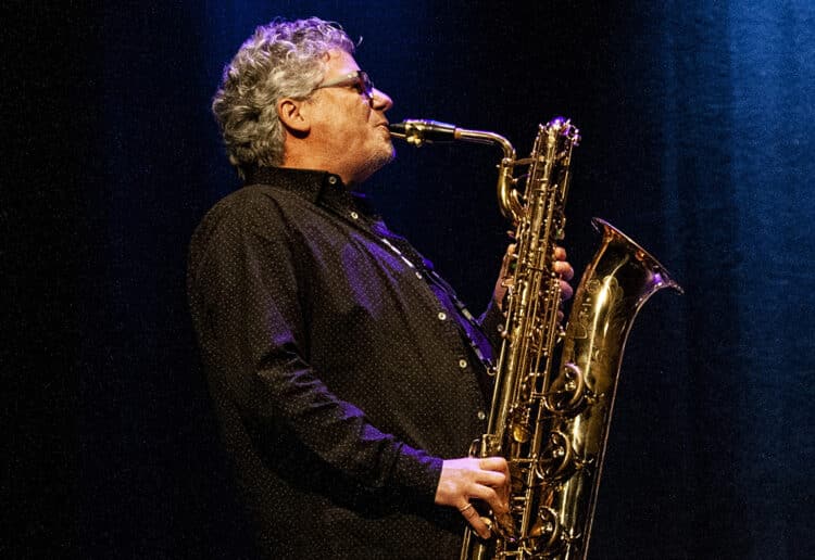 Josep Lluís Galiana publica “La libre improvisación musical” y la asocia a la inteligencia emocional
