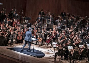 ARIA classics edita ‘Le divin poème’ de Scriabin amb Josep Vicent al capdavant de ADDA Simfònica