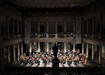 L’Orquestra de València torna al festival Serenates amb un programa romàntic de música francesa i txeca