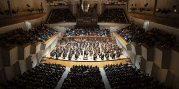 Cifras del Palau: 6.4 millones € para acabar con las filtraciones sin alterar las programaciones, mientras multiplica por cuatro el público: 208.134 espectadores