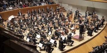 Enorme èxit de la Orquestra de València i Liebreich amb “Sinfonía alpina” de Richard Strauss