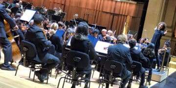 La valenciana Beatriz Fernández Aucejo debuta con la San Diego Symphony Orchestra en California